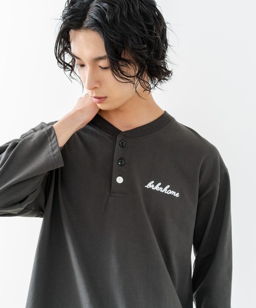 brknhome(ブロークンホーム)の「【BRKNHOME/ブロークンホーム】×【ZERO STAIN/ゼロステイン】コラボ 7分袖 ヘンリーネック Tシャツ 汗ジミ防止 UVカット 防汚効果 チェーン刺繍 ブランドロゴ オーバーサイズ ユニセックス(Tシャツ/カットソー・メンズ・オフホワイト/ホワイト/スミクロ・MEDIUM/LARGE)」の20枚目の写真