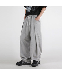 UMM（ウム）の「サイドリベットバルーンワイドストリングパンツ3COLOR（スウェットパンツ）」