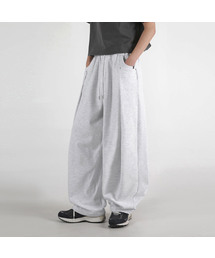 UMM（ウム）の「サイドリベットバルーンワイドストリングパンツ3COLOR（スウェットパンツ）」