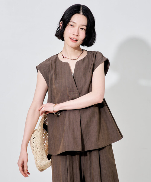 FREAK'S STORE(フリークスストア)の「【セットアイテム】 SUMMERCOOL スキッパーブラウスセットアップ/接触冷感(セットアップ・レディース・ダークネイビー/ブラック/ベージュ/ブラウン・MEDIUM/SMALL)」の6枚目の写真
