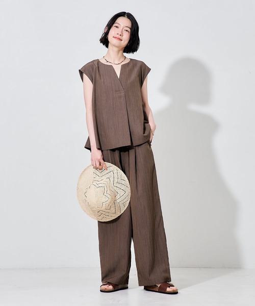 FREAK'S STORE(フリークスストア)の「【セットアイテム】 SUMMERCOOL スキッパーブラウスセットアップ/接触冷感(セットアップ・レディース・ダークネイビー/ブラック/ベージュ/ブラウン・MEDIUM/SMALL)」の3枚目の写真
