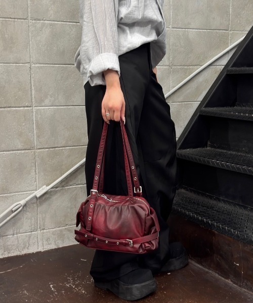 Chikashitsu +（チカシツプラス）の「【Chikashitsu +】Curve line wide pants / 【チカシツプラス】カーブラインワイドパンツ<着用動画あり>（スラックス・メンズ・ブラック/ブラウン/グレー・S/M）」の22枚目の写真