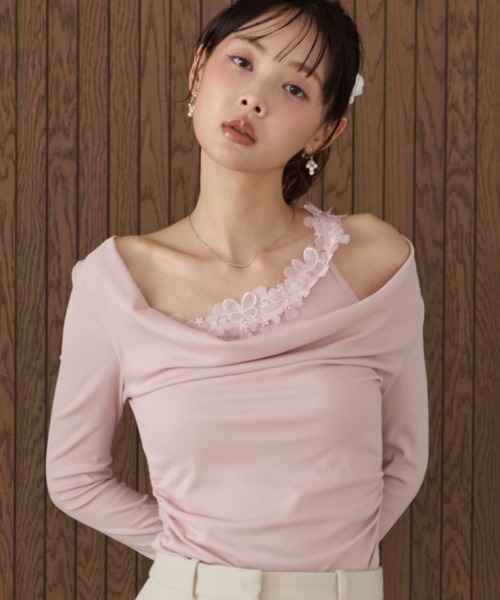 krahe(クレーエ)の「レースドレープロングスリーブトップス(Tシャツ/カットソー・レディース・イエロー/アイボリー/ピンク・FREE)」の11枚目の写真