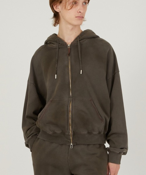 BASICKS（ベイシックス）の「Pigmented Zipup Hoodie（パーカー・メンズ・ブラウン/ブラック・MEDIUM/SMALL）」の5枚目の写真