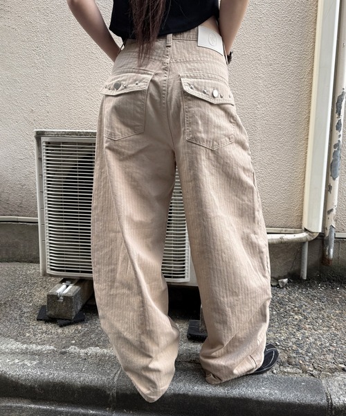 Figments(フィグメンツ)の「フラップスタッズヘリンボーンパンツ(その他パンツ・レディース・ベージュ・LARGE/SMALL/MEDIUM)」の9枚目の写真