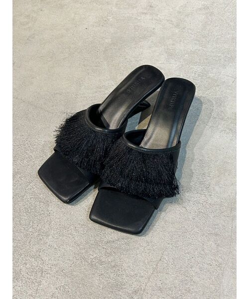 MURUA(ムルーア)の「フリンジサンダル(サンダル・レディース・アイボリー/ブラック・24.5/23.5)」の2枚目の写真