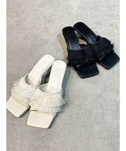 MURUA(ムルーア)の「フリンジサンダル(サンダル・レディース・アイボリー/ブラック・24.5/23.5)」の3枚目の写真