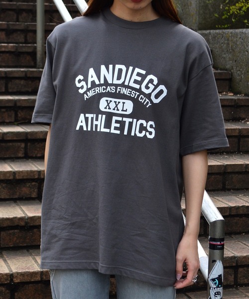 spiritoso(スピリトーゾ)の「カレッジプリントT(SANDIEGO)(Tシャツ/カットソー・レディース・ホワイト系その他2/チャコール/ネイビー/ホワイト系その他・LARGE/MEDIUM)」の19枚目の写真