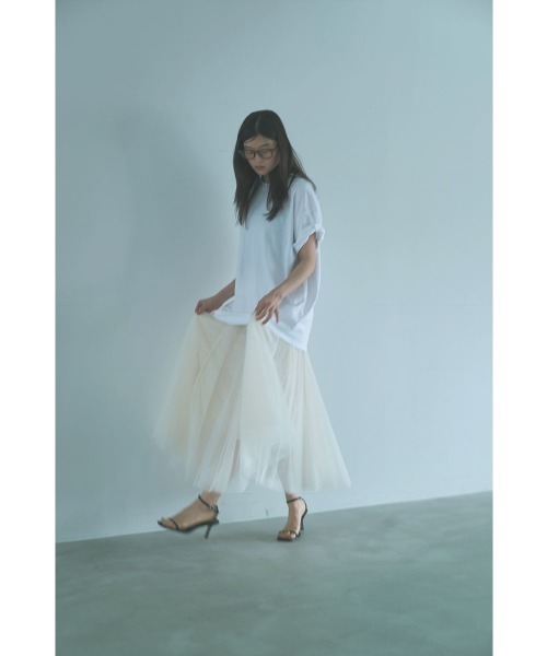 marjour（マージュール）の「LAYER TULLE SKIRT（スカート・レディース・グレー/アイボリー・M）」の5枚目の写真