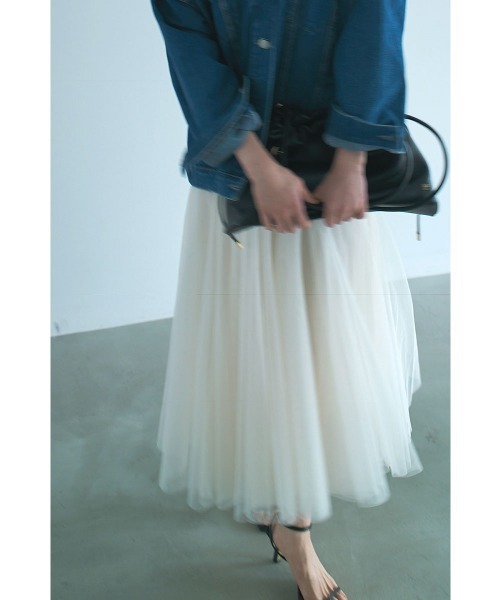 marjour（マージュール）の「LAYER TULLE SKIRT（スカート・レディース・グレー/アイボリー・M）」の11枚目の写真