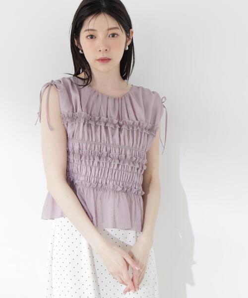 a/mie(アミー)の「【青島心さん着用】<a>シャーリングフリルブラウス / 1216219500 【WEB限定カラーあり】(シャツ/ブラウス・レディース・ブルー/グレー/ネイビー/ピンク/ホワイト・FREE)」の5枚目の写真