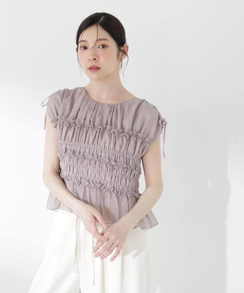 a/mie(アミー)の「【青島心さん着用】<a>シャーリングフリルブラウス / 1216219500 【WEB限定カラーあり】(シャツ/ブラウス・レディース・ブルー/グレー/ネイビー/ピンク/ホワイト・FREE)」の10枚目の写真