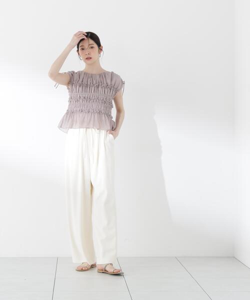 a/mie(アミー)の「【青島心さん着用】<a>シャーリングフリルブラウス / 1216219500 【WEB限定カラーあり】(シャツ/ブラウス・レディース・ブルー/グレー/ネイビー/ピンク/ホワイト・FREE)」の13枚目の写真