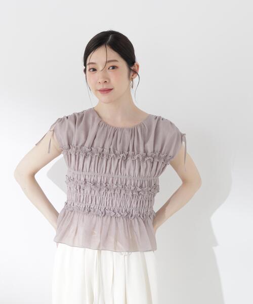 a/mie(アミー)の「【青島心さん着用】<a>シャーリングフリルブラウス / 1216219500 【WEB限定カラーあり】(シャツ/ブラウス・レディース・ブルー/グレー/ネイビー/ピンク/ホワイト・FREE)」の14枚目の写真