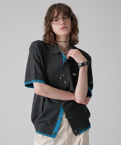 ONCILY(オンシェリー)の「LAYERED COLOR KNIT SHIRT CARDIGAN / レイヤードカラーニットシャツカーディガン(シャツ/ブラウス・メンズ・チャコールグレー/ブラック/グレー系その他/ライトグレー/ネイビー・SMALL/MEDIUM/LARGE)」の6枚目の写真