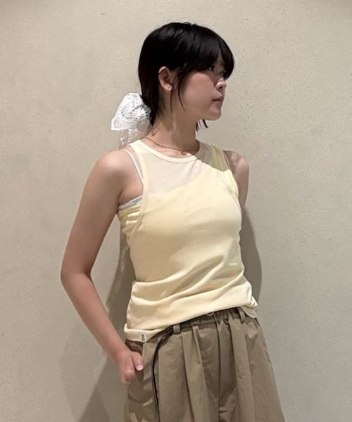 MIESROHE(ミースロエ)の「カップインレイヤードタンク(タンクトップ・レディース・ホワイト/イエロー/ブラック/ブルー・F)」の1枚目の写真