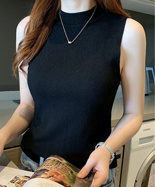 kirakiraShop(キラキラショップ)の「モックネック ノースリーブ ニット(タンクトップ・レディース・グレー/レッド/クリーム/ホワイト/ブラック/グリーン・FREE)」の11枚目の写真
