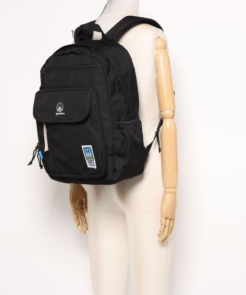MEI OCEAN(メイオーシャン)の「メイオーシャン×モンチッチ リュックサック 28L(ST)(バックパック/リュック・メンズ・ブラック・FREE)」の5枚目の写真