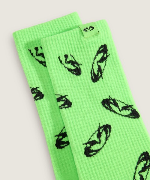 VANS(バンズ)の「GUCCIMAZE ソックス / AP GM SOCKS GREEN GECKO VN000XJBYSC1(ソックス/靴下・メンズ・ライム・LARGE/MEDIUM)」の3枚目の写真