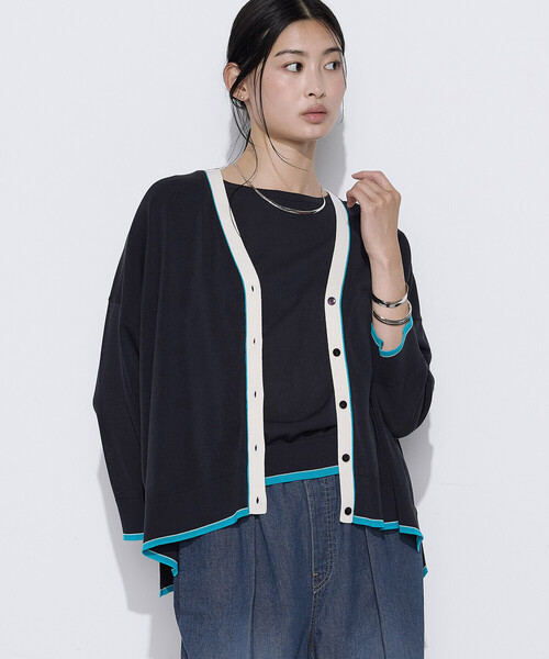 K.T KIYOKO TAKASE(キヨコタカセ)の「カラートリミング ニットカーディガン(カーディガン/ボレロ・レディース・ブラウン/ネイビー・FREE)」の5枚目の写真