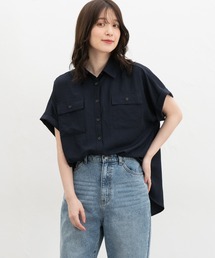 ポケット付ブラウス
