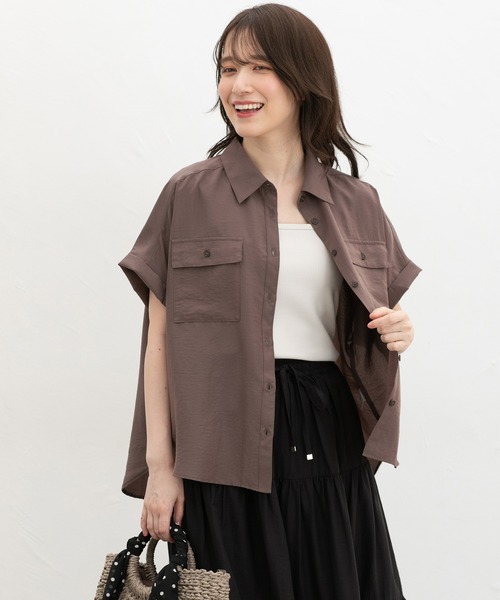 Honeys(ハニーズ)の「ポケット付ブラウス(シャツ/ブラウス・レディース・ワインレッド/モカ/ネイビー/グリーン・LL/L/M)」の2枚目の写真