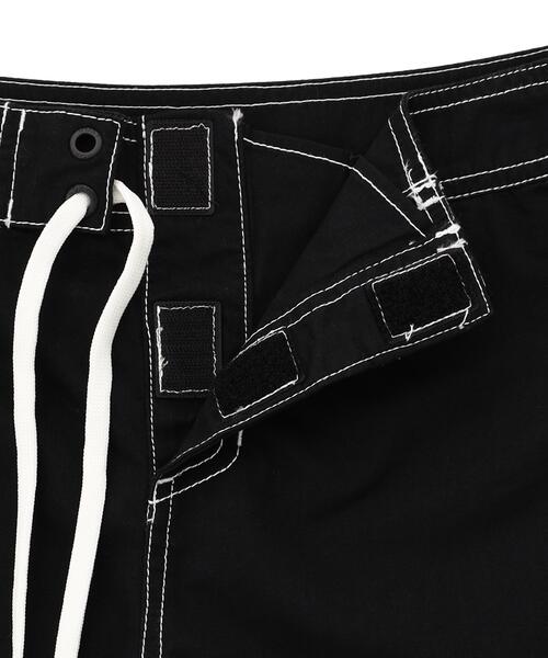 FREE'S MART(フリーズマート)の「WAVE CLUB SHORTS(その他パンツ・レディース・レッド/ブラック・MEDIUM)」の3枚目の写真