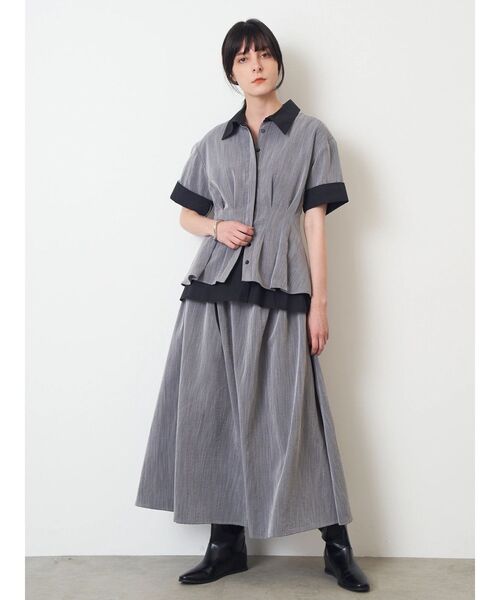 ELENDEEK（エレンディーク）の「レイヤードシャツワンピース（ワンピース・レディース・チャコールグレー/ネイビー・2/1）」の2枚目の写真