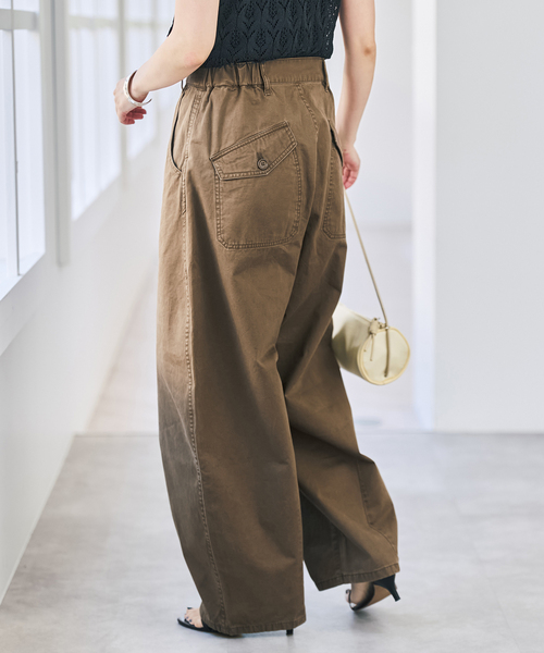 Spick & Span(スピックアンドスパン)の「カーブチノ(チノパンツ・レディース・モカ/ベージュ・38/36/34)」の15枚目の写真