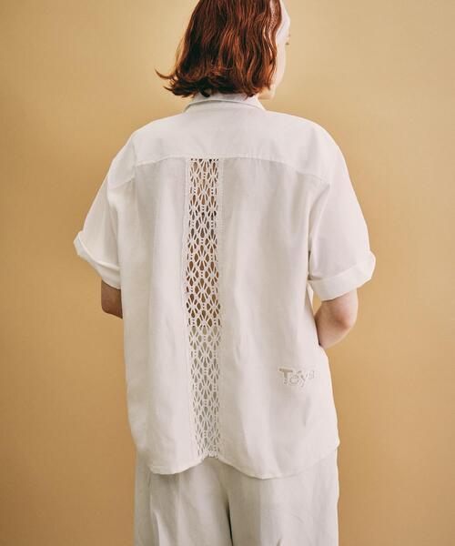 URBAN RESEARCH(アーバンリサーチ)の「Teya LACE PANEL SHIRTS(シャツ/ブラウス・レディース・ホワイト・FREE)」の1枚目の写真