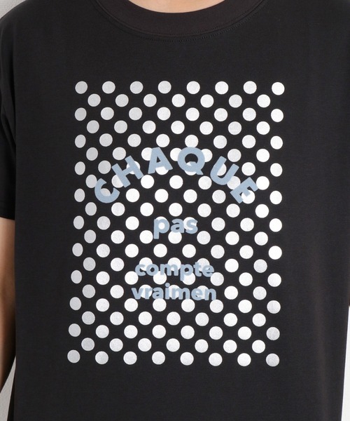 cepo(セポ)の「〈接触冷感 ICE TEE〉箔ドット ロゴプリントショートスリーブTee(Tシャツ/カットソー・レディース・ブラック/オフホワイト・M)」の8枚目の写真