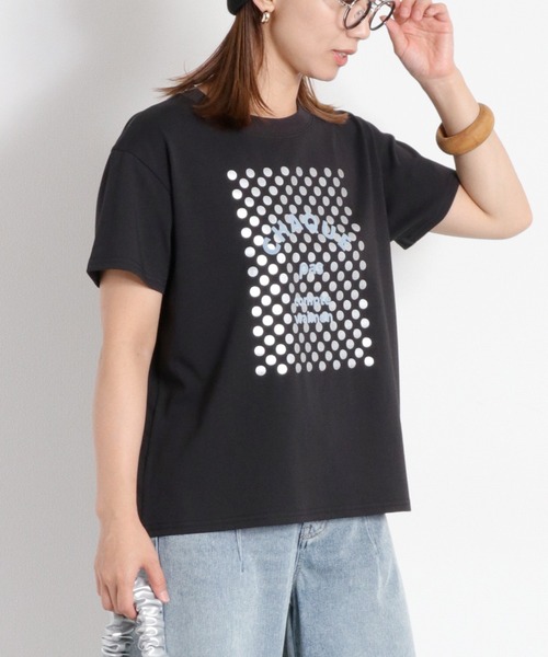 cepo(セポ)の「〈接触冷感 ICE TEE〉箔ドット ロゴプリントショートスリーブTee(Tシャツ/カットソー・レディース・ブラック/オフホワイト・M)」の4枚目の写真