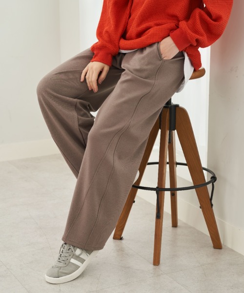 BELLUNA（ベルーナ）の「シュッと体型カバー！バレルパンツ６９丈（その他パンツ・レディース・ブラック/モカ/ライトグレー系・MEDIUM/LARGE/X-LARGE）」の17枚目の写真
