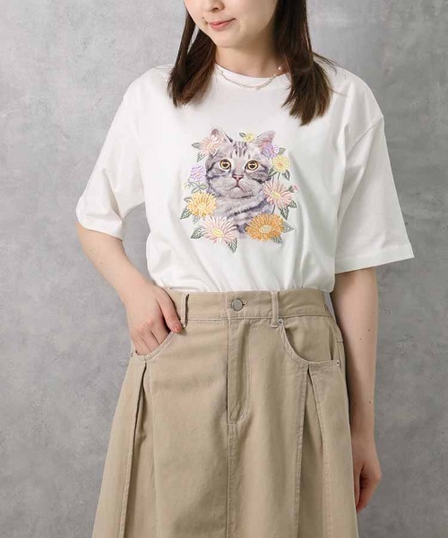 Bleu Bleuet(ブルーブルーエ)の「le petaleフラワー刺繍catTシャツ(Tシャツ/カットソー・レディース・グレー系その他/ホワイト系その他/グレー系その他2/ホワイト系その他2・FREE)」の18枚目の写真