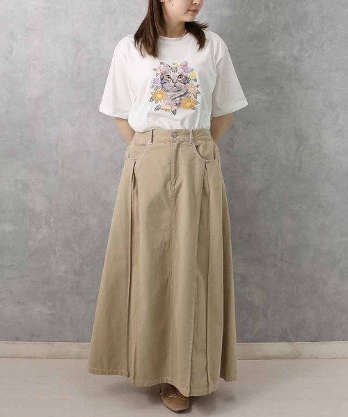 Bleu Bleuet(ブルーブルーエ)の「le petaleフラワー刺繍catTシャツ(Tシャツ/カットソー・レディース・グレー系その他/ホワイト系その他/グレー系その他2/ホワイト系その他2・FREE)」の21枚目の写真