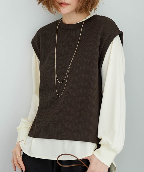 BELLUNA PLUS（ベルーナ）の「ジャカード素材裾ボタンアンサンブル（Tシャツ/カットソー・レディース・ブラウン/ブラック/モスグリーン・LARGE/MEDIUM/X-LARGE）」の2枚目の写真