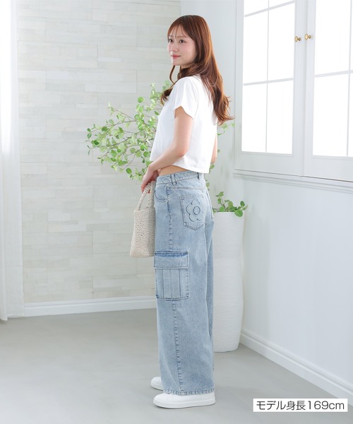MARY QUANT(マリークワント)の「カーゴデニム パンツ(デニムパンツ・レディース・ブルー/ライトブルー・M)」の10枚目の写真