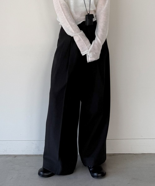 select MOCA by son(セレクトモカバイソン)の「ツータックスラックス【by SON】(スラックス・レディース・ブラック/アイボリー・LARGE/MEDIUM/SMALL)」の9枚目の写真