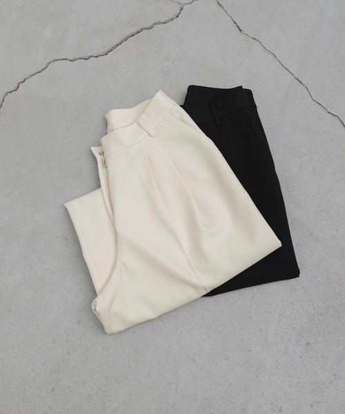 select MOCA by son(セレクトモカバイソン)の「ツータックスラックス【by SON】(スラックス・レディース・ブラック/アイボリー・LARGE/MEDIUM/SMALL)」の21枚目の写真