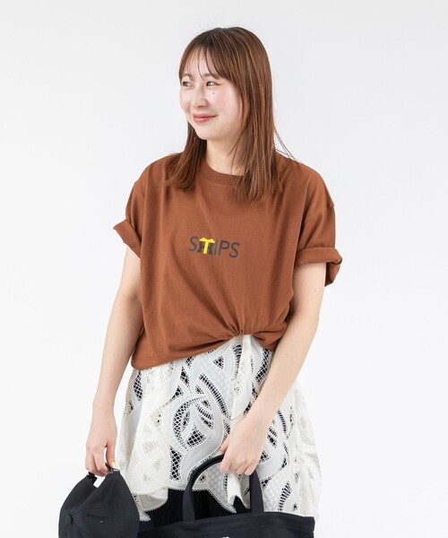 SHIPS（シップス）の「SHIPS: 阪神タイガース×SHIPS カラーロゴ Tシャツ（Tシャツ/カットソー・メンズ・ダークグレー/ライトブルー/ブラウン/ブラック・SMALL/LARGE/X-LARGE/MEDIUM）」の4枚目の写真