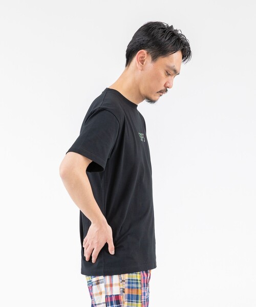 SHIPS（シップス）の「SHIPS: 阪神タイガース×SHIPS カラーロゴ Tシャツ（Tシャツ/カットソー・メンズ・ダークグレー/ライトブルー/ブラウン/ブラック・SMALL/LARGE/X-LARGE/MEDIUM）」の13枚目の写真