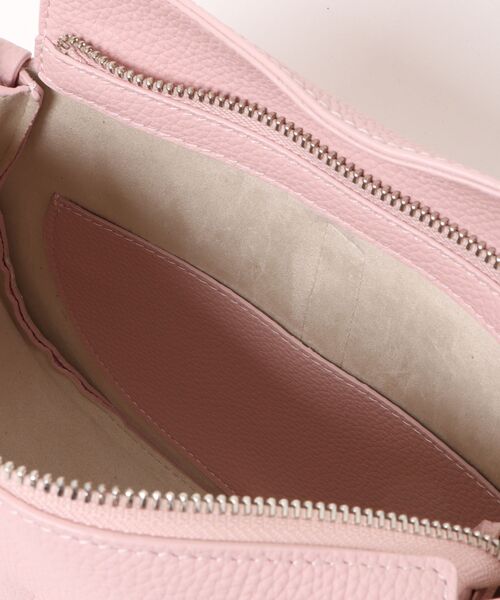 NiiNa(ニーナ)の「【 NiiNa / ニーナ 】高品質牛革2WAYハーフムーンショルダーバッグ(ショルダーバッグ・レディース・ピンク/ホワイト/ブラック/ブルー・FREE)」の21枚目の写真