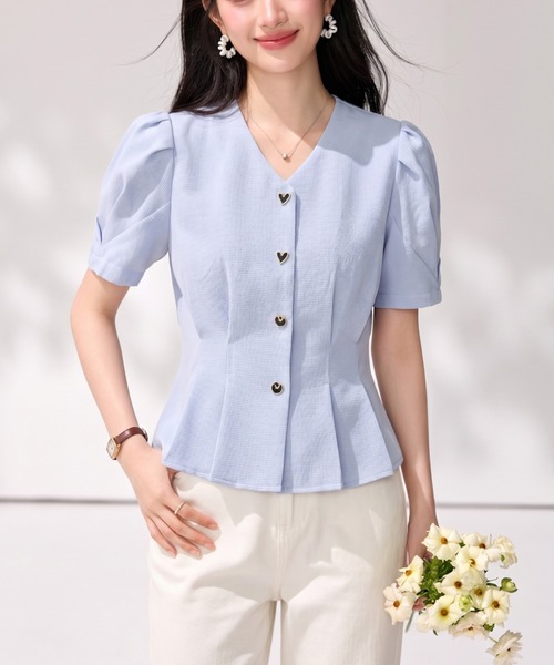 LUCPY(ラクピー)の「ペプラムVネックパフスリーブブラウス(シャツ/ブラウス・レディース・ブルー・SMALL/X-LARGE/LARGE/MEDIUM)」の1枚目の写真
