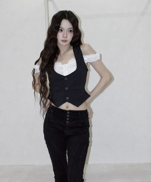 REINE NOIRE(レーヌノワール)の「Sabrina melow tops. / サブリナメロウトップス(その他トップス・レディース・ブラック×ホワイト・FREE)」の2枚目の写真
