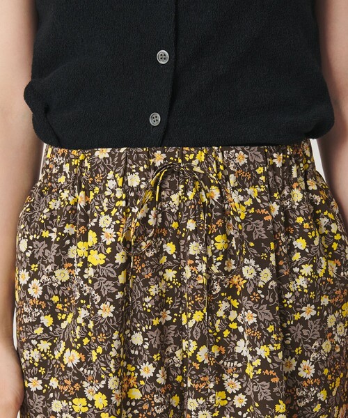BEAUTY&YOUTH UNITED ARROWS(ビューティーアンドユースユナイテッドアローズ)の「【WEB限定】フラワープリント イージーパンツ ウォッシャブル(その他パンツ・レディース・ブラック/ダークブラウン/グレー・S/L/M)」の16枚目の写真