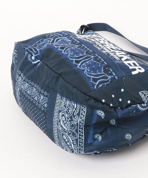 Smoothy(スムージー)の「Smoothy×BEDWIN Collaboration Bandana Messenger Bag / スムージー × ベドウィン コラボレーション バンダナメッセンジャーバッグ(ショルダーバッグ・キッズ・ネイビー・FREE)」の3枚目の写真