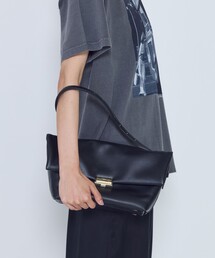 <PUNTI(プンティ)>“GRAFT-FLAP”ショルダーバッグ