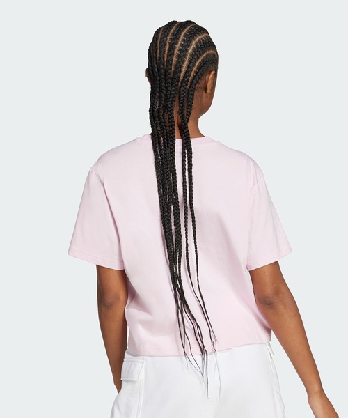 adidas(アディダス)の「ミニグラフィックTシャツ / アディダス adidas(Tシャツ/カットソー・レディース・ピンク・XX-LARGE/LARGE/MEDIUM/SMALL/X-LARGE/X-SMALL)」の2枚目の写真