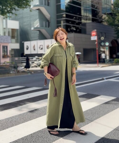 RIVE DROITE(リヴドロワ)の「【Yossshiiii企画】【A・MONN】バックロゴシャツワンピース(シャツワンピース・レディース・カーキ・38/40/36)」の4枚目の写真