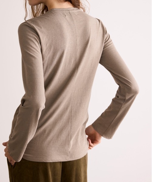 WALANCE（ワランス）の「COTTON CASHMERE CREW NECK T（Tシャツ/カットソー・レディース・オフホワイト・FREE）」の22枚目の写真